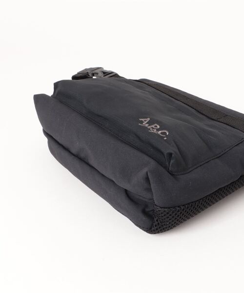 A.P.C. GOLF（アー・ペー・セー ゴルフ）の「Theophile Bag（トートバッグ・レディース・ブラック/ベージュ系その他・ONESIZE）」の4枚目の写真