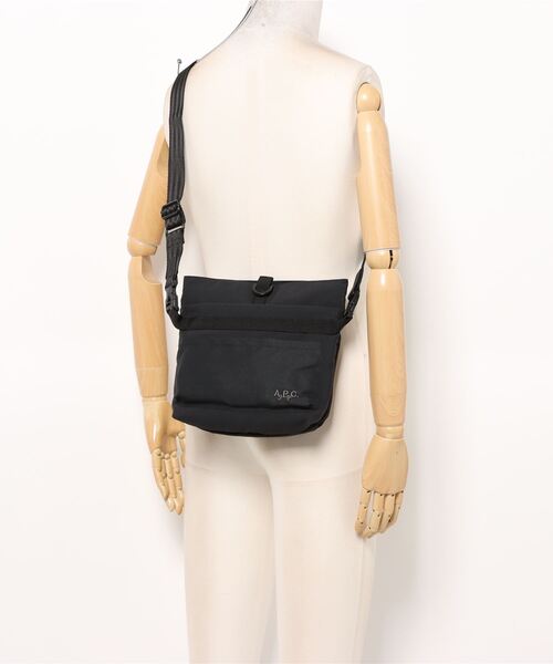 A.P.C. GOLF（アー・ペー・セー ゴルフ）の「Theophile Bag（トートバッグ・レディース・ブラック/ベージュ系その他・ONESIZE）」の6枚目の写真