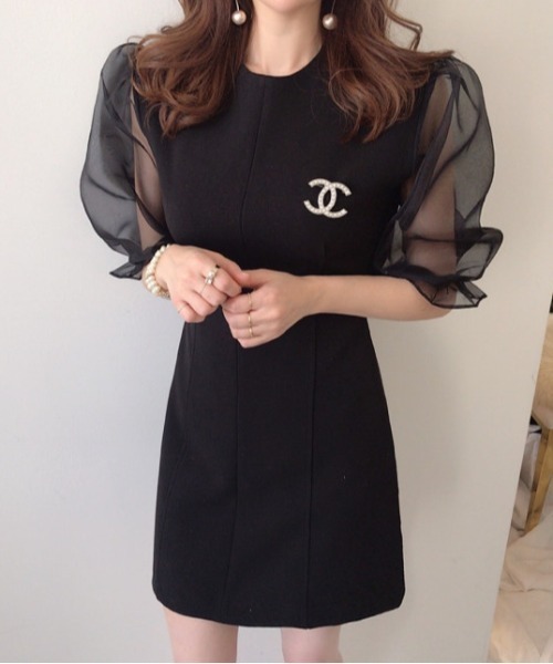 ふんわりブラックドレス ロングドレス ベアトップ 肩紐付き 演奏会 発表会 サテンブラック