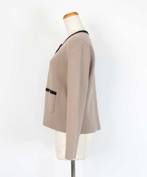 UR'S（ユアーズ）の「ゴールド釦ポケットデザインニットジャケット（カーディガン/ボレロ・レディース・ブラック/ブルー系その他/ホワイト/ベージュ系その他・M/MT）」の19枚目の写真