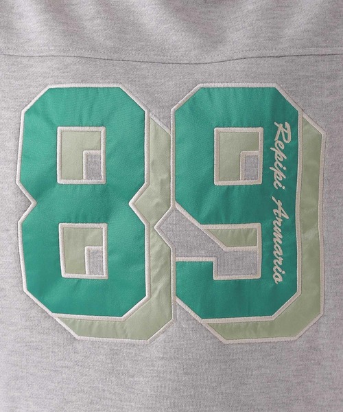 repipi armario（レピピ アルマリオ）の「ナンバリングスウェット（スウェット・キッズ・アイボリー/ブラック/サックスブルー/グレー/チャコールグレー/ブルー・SMALL/MEDIUM/LARGE）」の16枚目の写真