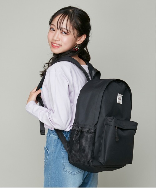 JENNI（ジェニィ）の「【容量16L】シンプルリュック（バックパック/リュック・キッズ・サックスブルー/ブラック/ラベンダー・F）」の2枚目の写真