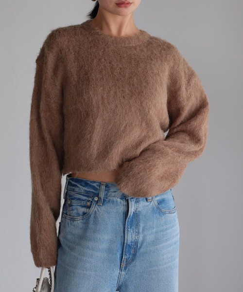 r.（アールドット）の「モヘアタッチニット　クロップドプルオーバー（ニット/セーター・レディース・チャコールグレー/アイボリー/グリーン/レッド/モカ/イエロー・FREE）」の3枚目の写真