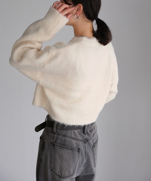 r.（アールドット）の「モヘアタッチニット　クロップドプルオーバー（ニット/セーター・レディース・チャコールグレー/アイボリー/グリーン/レッド/モカ/イエロー・FREE）」の22枚目の写真