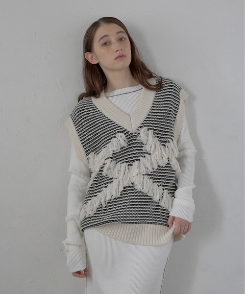 フリンジデザインVネックニットベスト ベスト アウター トップス 春服 冬服 楽天市場】公式 shesay リューズニット フリンジ付きニット