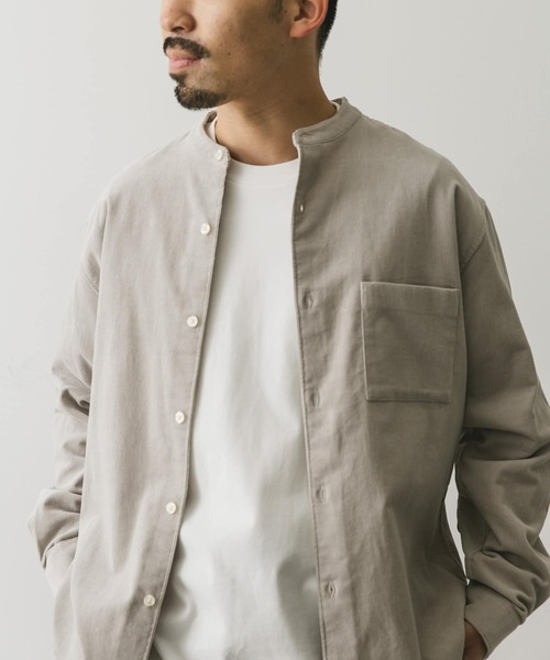 URBAN RESEARCH DOORS（アーバンリサーチドアーズ）の「『UR TECH』コーデュロイバンドカラーシャツ（シャツ/ブラウス・メンズ・オフホワイト/ブルー系その他/グリーン系その他/ブラック・SMALL/LARGE/MEDIUM/X-LARGE）」の9枚目の写真