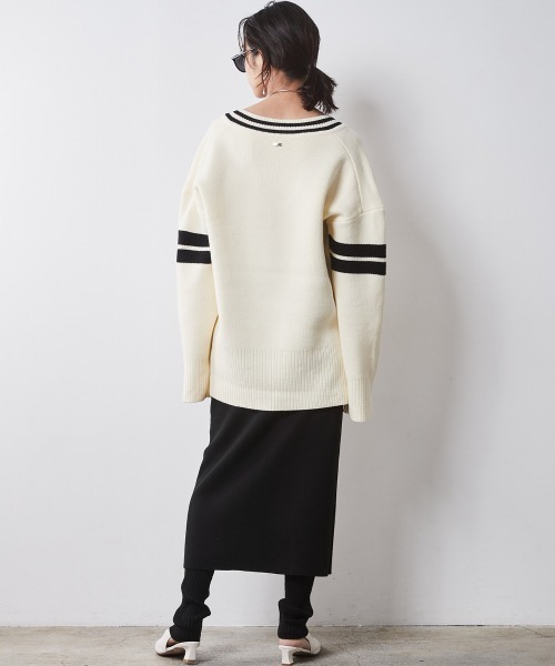 CHIC STYLE（シックスタイル）の「袖ラインVネックニットプルオーバー ＜大きいサイズ有＞シックスタイル（ニット/セーター・レディース・ブラック/アイボリー・5L/4L/3L/LL/L/M）」の11枚目の写真