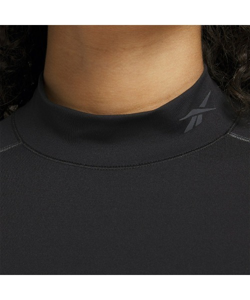Reebok(リーボック)の「OV-ファイア+ ロングスリーブ / OV RBK-FIRE+ LONGSLEEVE(ジャージ・レディース・ブラック・LARGE/MEDIUM/SMALL/X-LARGE/X-SMALL)」の5枚目の写真