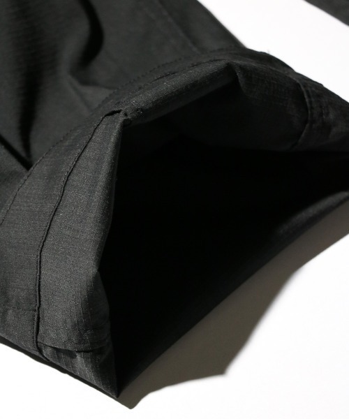 NANGA(ナンガ)の「NANGA / ナンガ HINOC RIPSTOP FIELD PANTS ヒノック リップストップ フィールドパンツ(その他パンツ・メンズ・ブラック/エメラルド・MEDIUM/LARGE/X-LARGE)」の10枚目の写真