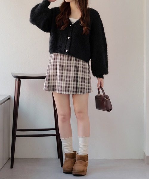 Another Branch olive des olive（アナザーブランチオリーブデオリーブ）の「ラメフェザーVネックカーディガン（カーディガン/ボレロ・レディース・アイボリー/ブラック/ピンク/ベージュ・FREE）」の18枚目の写真