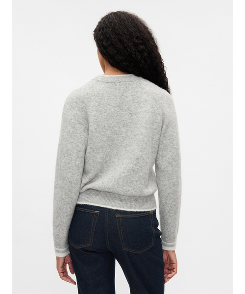 GAP(ギャップ)の「ラグラン GAPロゴ セーター(ニット/セーター・レディース・ライトグレー・M/L/XXS/XL/XS/S)」の3枚目の写真