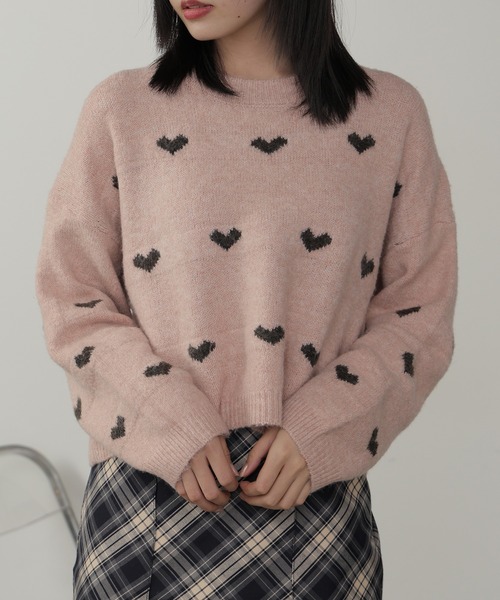 ROOPTOKYO(ループトウキョウ)の「ハート柄 クロップド丈 ニットプルオーバー(ニット/セーター・レディース・ホワイト/ブラウン/ピンク/グレー・FREE)」の4枚目の写真