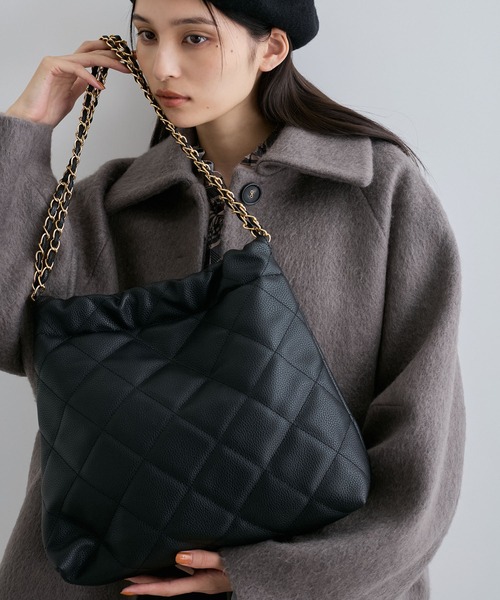 VIS（ビス）の「キルティングチェーンホーボーバッグ（ショルダーバッグ・レディース・ダークブラウン/キナリ/ブラック・FREE）」の3枚目の写真