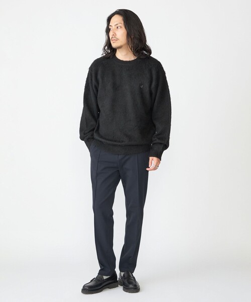 SHIPS(シップス)の「【WEB限定】SHIPS: ワンポイント ロゴ フラッフィ シャギー クルーネック ニット(ニット/セーター・メンズ・ブラック/グレー/ベージュ/ライトブルー・SMALL/MEDIUM/LARGE/X-LARGE)」の5枚目の写真