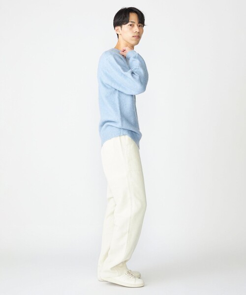 SHIPS(シップス)の「【WEB限定】SHIPS: ワンポイント ロゴ フラッフィ シャギー クルーネック ニット(ニット/セーター・メンズ・ブラック/グレー/ベージュ/ライトブルー・SMALL/MEDIUM/LARGE/X-LARGE)」の11枚目の写真