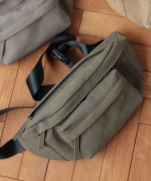 GLOBAL WORK（グローバルワーク）の「フェイクスウェードボディバッグ/152820（ボディバッグ/ウエストポーチ・メンズ・ブラック/グレー/ベージュ・FREE）」の22枚目の写真