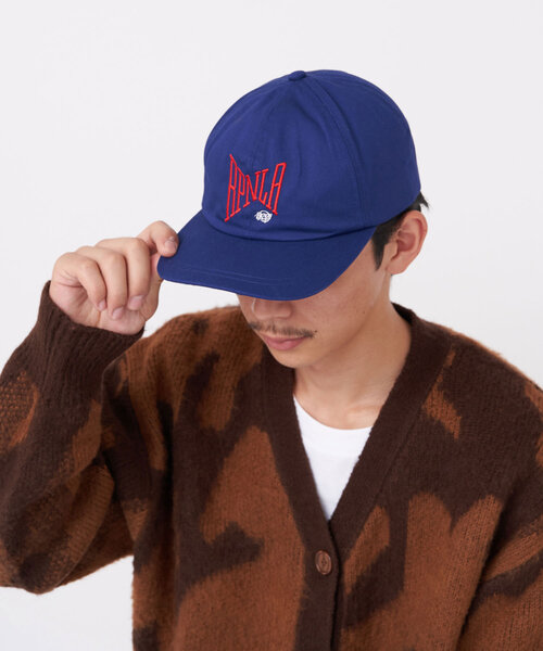 RePRODUCTION LABEL(リプロダクションレーベル)の「【RePRODUCTION LABEL / リプロダクションレーベル】刺繍ロゴキャップ(キャップ・レディース・ブラック/ネイビー/レッド/サックスブルー/ブラック系その他/ブラック系その他2・ONE SIZE)」の5枚目の写真