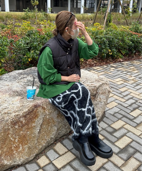 feepur by saya（フェピュールバイサヤ）の「【XSサイズあり/ハンドウォッシャブル】ニュアンス柄シャギーニットスカート（スカート・レディース・ブラウン/ブラック/グレー/オフホワイト・X-SMALL/MEDIUM）」の11枚目の写真