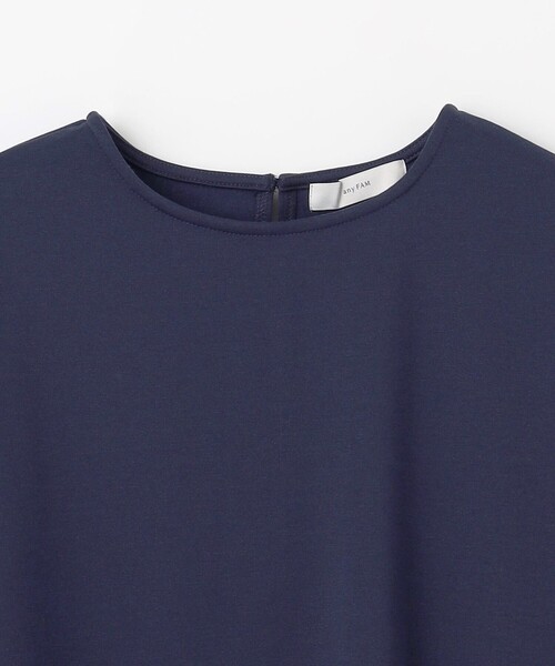 ANY(エニィ)の「ジョーゼット裏起毛ペプラムプルオーバー(Tシャツ/カットソー・レディース・ブラック系/アイボリー系/ネイビー系・4)」の22枚目の写真