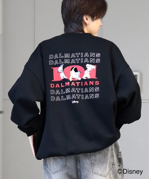 Disney（ディズニー）の「ディズニーシリーズ ワンポイント刺繍 / バックプリント ビッグシルエットプルオーバー クルースウェット ユニセックス（スウェット・メンズ・アッシュグレー/ブルー系その他2/ライトグレー系/ホワイト系その他/ブラック系その他2/ブラック/ライトグレー系4/ブラック系その他4/ホワイト系その他3/ホワイト系その他4/ライトグレー系3/ブラック系その他3/ホワイト系その他2/ブラック系その他/チャコールグレー/ブルー系その他4/ブルー系その他3/グレー系その他5/ブラック系その他6/グリーン系その他5/ホワイト系その他6/レッド系その他6/ブラック系その他5・L/M）」の9枚目の写真