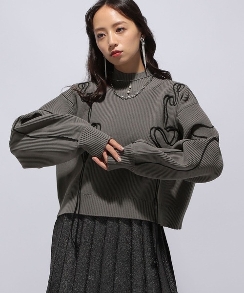 HARE（ハレ）の「ニュアンスラインモックネックニット(HARE)（ニット/セーター・レディース・ブラック/グレー・FREE）」の10枚目の写真