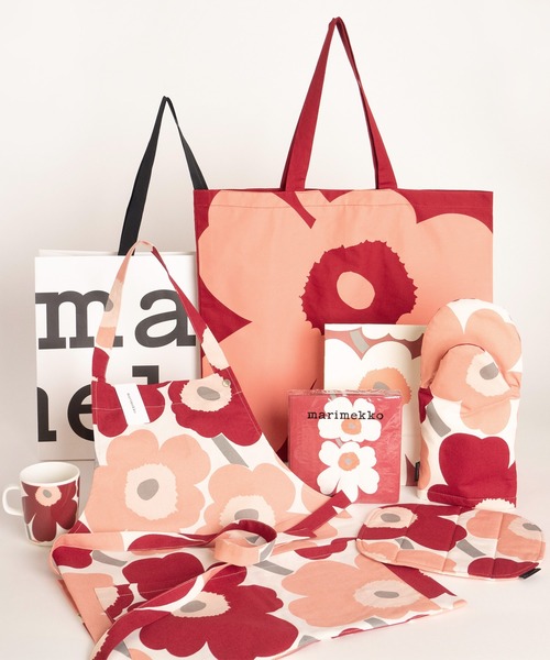 【ノベルティ付ギフトセット】Pieni Unikko / apron&mitten&potholder＆ mug 2,5dl＆Unikko 60th redlunch napkin《ZOZO限定》