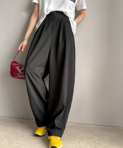 セール】美脚すっきり見え！2タックカーヴィテーパードスラックス