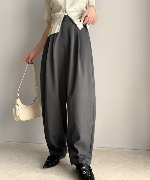 classicalelf（クラシカルエルフ）の「美脚すっきり見え！２タックカーヴィテーパードスラックスパンツ（スラックス・レディース・ブラック/チャコール・MEDIUM/X-LARGE/LARGE/SMALL）」の16枚目の写真