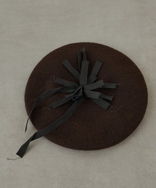 BEARDSLEY（ビアズリー）の「《SCHA》リボン付きベレー帽（ハット・レディース・ブラウン・FREE）」の4枚目の写真