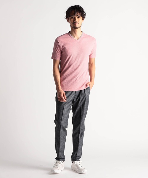 NICOLE CLUB FOR MEN(ニコルクラブフォーメン)の「バスケットリンクスジャガードVネックプルオーバ(Tシャツ/カットソー・メンズ・シルバーグレー/ピンク系/ブラック系/ブラック/オフホワイト・MEDIUM/LARGE/X-LARGE)」の6枚目の写真