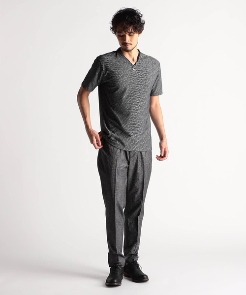 NICOLE CLUB FOR MEN(ニコルクラブフォーメン)の「バスケットリンクスジャガードVネックプルオーバ(Tシャツ/カットソー・メンズ・シルバーグレー/ピンク系/ブラック系/ブラック/オフホワイト・MEDIUM/LARGE/X-LARGE)」の10枚目の写真