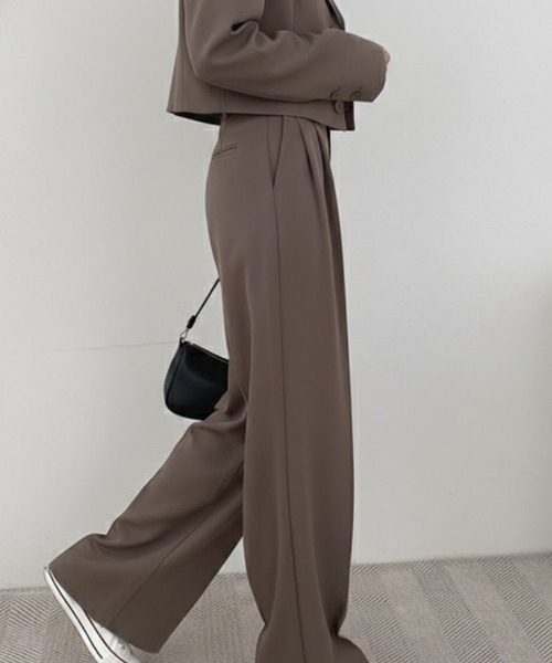 SHEPP（シープ）の「【セットアップ対応可】タックワイドパンツ スラックス 美脚（スラックス・レディース・ピンク/ブラック/ベージュ/ブラウン/ホワイト・M/L）」の7枚目の写真