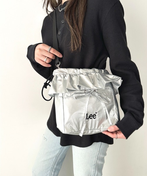 Lee（リー）の「Lee/リー フリル リボン ドロスト 2WAY 巾着 ショルダーバッグ/ギャザー バレエコア（ショルダーバッグ・レディース・ブラック/シルバー/ベージュ/ブルー・FREE）」の4枚目の写真