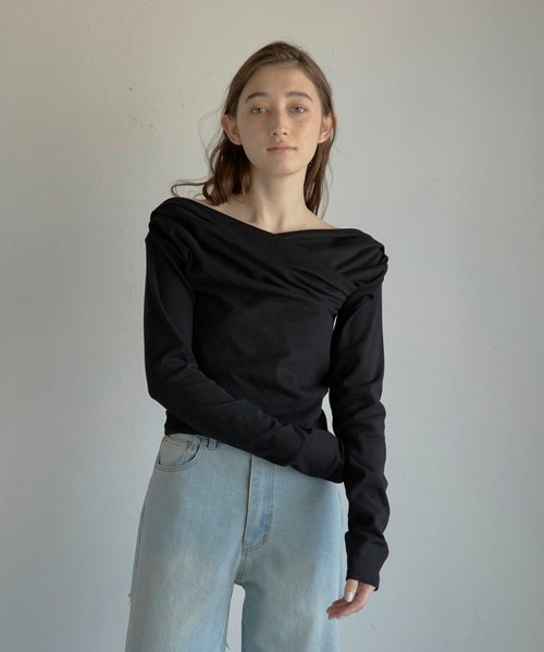 anuke Soft Offshoulder Tops 未使用タグ付き セール】Soft Offshoulder Tops（Tシャツ/カットソー）｜anuke