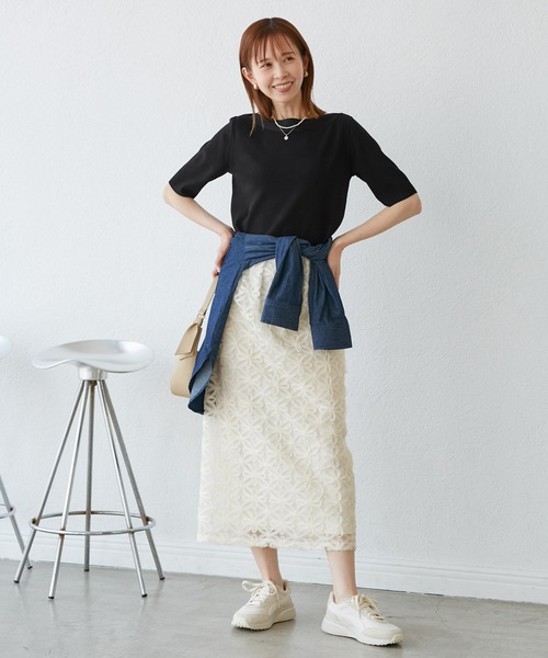 ROPE' PICNIC（ロペピクニック）の「【UVカット・接触冷感・イージーケア】八方映えニット ボートネックニットプルオーバー（ニット/セーター・レディース・ホワイト系その他5/ブラック/ベージュ・38）」の4枚目の写真