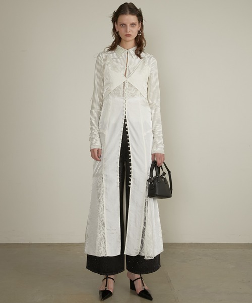 PRANK PROJECT（プランクプロジェクト）の「ドロップビジューデニムパンツ / Drop Jewel Denim Pants（デニムパンツ・レディース・ブラック/ブルー・36/38）」の4枚目の写真