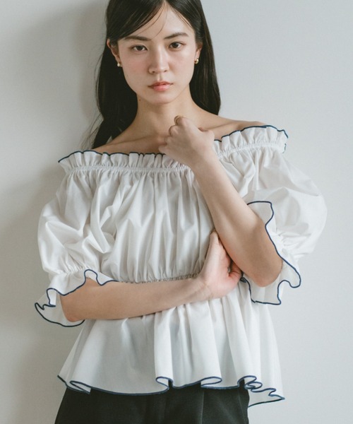 VANNIE U(ヴァニーユー)の「ギャザーオフショルペプラムブラウス(シャツ/ブラウス・レディース・ホワイト/イエロー・FREE)」の9枚目の写真