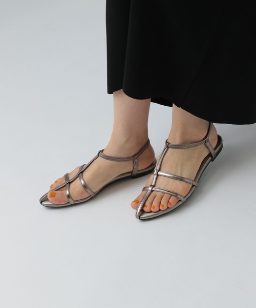 LEPSIM(レプシィム)の「アンクルストラップフラットサンダル 311672(サンダル・レディース・ガンメタ/ブラック/アイボリー・LARGE/MEDIUM)」の22枚目の写真