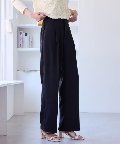 VIS(ビス)の「【美easy】ワンタックワイドスラックスパンツ/洗える(スラックス・レディース・キナリ/グリーン系その他2/ブラック/ブルー/イエロー系その他2/ネイビー/グレー/オレンジ系その他・SS/S/M/L)」の3枚目の写真