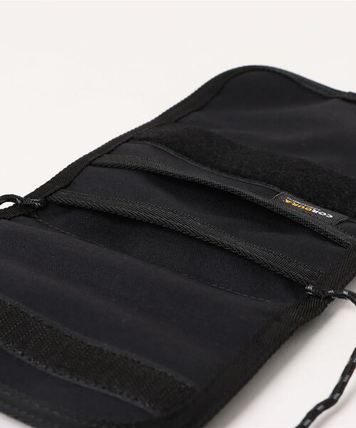 Mag.（マグ）の「【GRAMICCI(グラミチ) 】CORDURA NECK POUCH（ショルダーバッグ・メンズ・オリーブ/ブラック・FREE）」の12枚目の写真