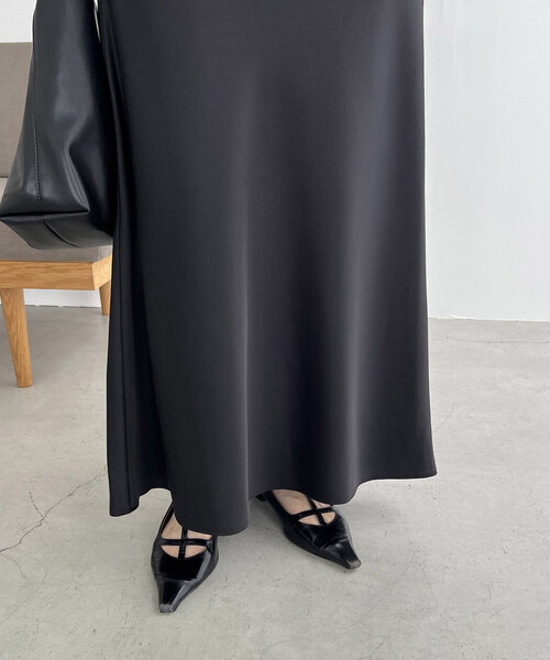 CAPRICIEUX LE'MAGE（カプリシューレマージュ）の「バイアススカート