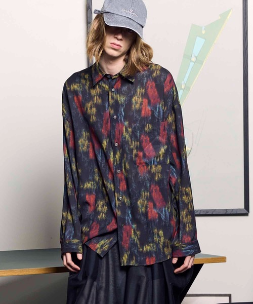 MAISON SPECIAL（メゾンスペシャル）の「《UNISEX》【LIMITED EDITION】ORIGINAL GRAPHIC Prime-Over Regular Collar Shirt/オリジナルグラフィックプライムオーバーレギュラーカラーシャツ【MAISON SPECIAL/メゾンスペシャル】（シャツ/ブラウス・メンズ・その他6/その他15/その他4/その他7/その他9/その他12/その他8/その他10/その他13/その他1/その他2/その他3/その他5/その他11/その他14・2/1）」の4枚目の写真