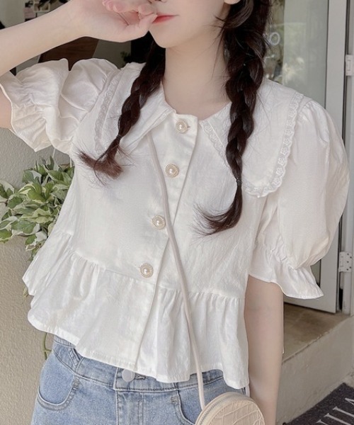 Mejoul（メジュール）の「フリルカラー丸襟パールボタンペプラムブラウス（シャツ/ブラウス・レディース・ホワイト・L/M）」の3枚目の写真