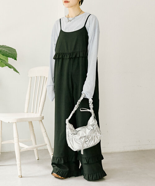 w closet（ダブルクローゼット）の「ナイロンリボンショルダーバッグ（ショルダーバッグ・レディース・シルバー/ブラック・FREE）」の13枚目の写真