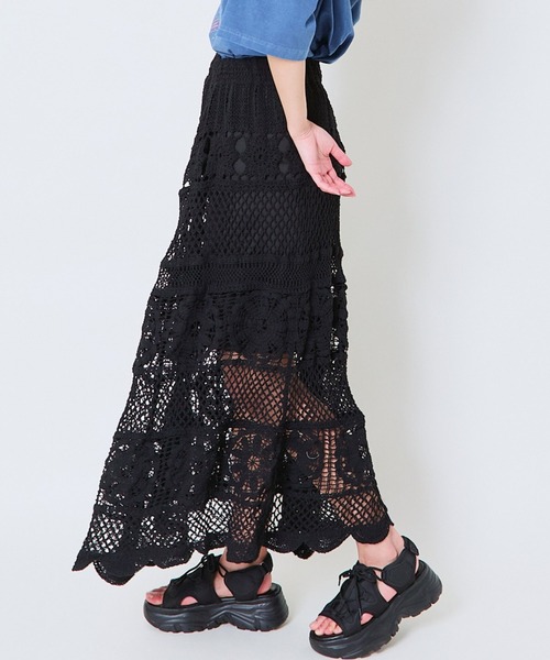 GORGE(ゴージ)の「《透かし編みロング》かぎ針レーススカート/リゾート&フェミニン(スカート・レディース・ブラック/オフホワイト・F)」の2枚目の写真