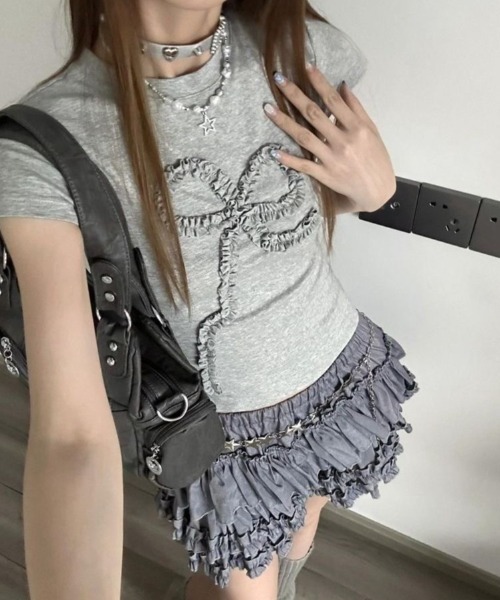 DIAVEL（ディアベル）の「リボンミニTシャツ（Tシャツ/カットソー・レディース・ホワイト/グレー/アイボリー/グレー系その他/グレー系その他2・M）」の13枚目の写真