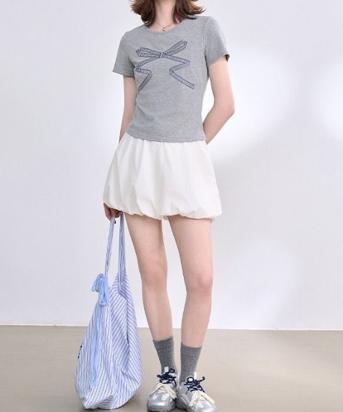 DIAVEL（ディアベル）の「リボンミニTシャツ（Tシャツ/カットソー・レディース・ホワイト/グレー/アイボリー/グレー系その他/グレー系その他2・M）」の10枚目の写真