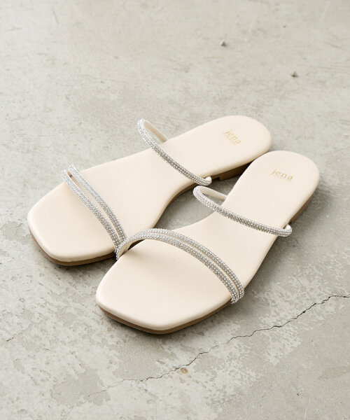 Jena espace merveilleux（ジェナ　エスパスメルヴェイユ）の「ラインストーンサンダル（サンダル・レディース・アイボリー/ブラック/シルバー・LARGE/MEDIUM）」の5枚目の写真
