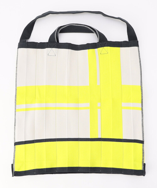 COMME CA(コムサ)の「KNT365 ニットバッグ(トートバッグ・レディース・イエロー/ネイビー・FREE)」の3枚目の写真