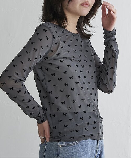 VENCEEXCHANGE(ヴァンスエクスチェンジ)の「シアーリボンフロッキープルオーバー(Tシャツ/カットソー・レディース・ブラック/グレー/アイボリー・FREE)」の1枚目の写真